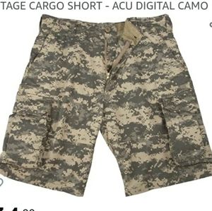 Men's digital camo cargo shorts
